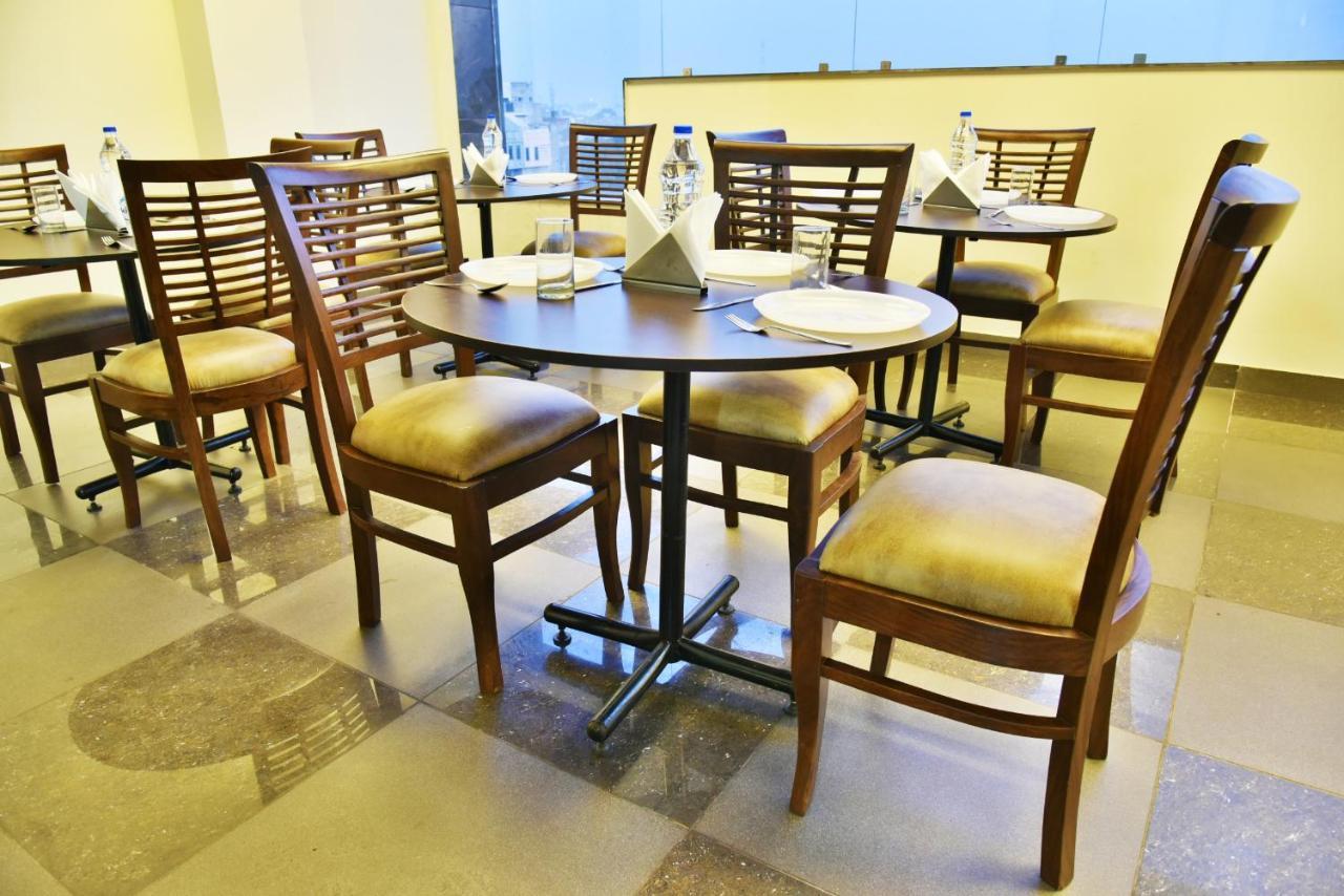 Hotel Amritsar International 2 Min Walk From Amritsar Bus Stand Екстериор снимка