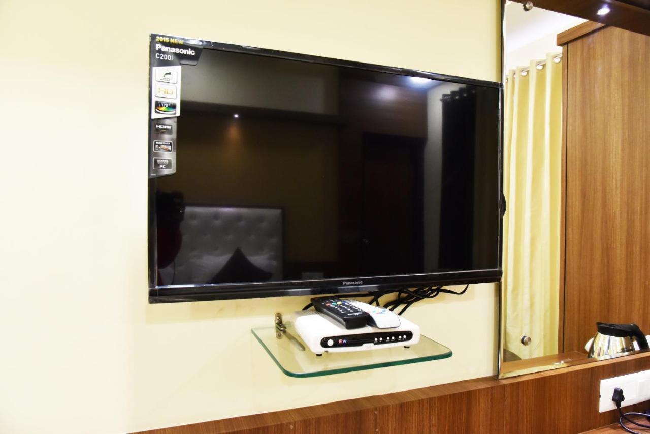 Hotel Amritsar International 2 Min Walk From Amritsar Bus Stand Екстериор снимка