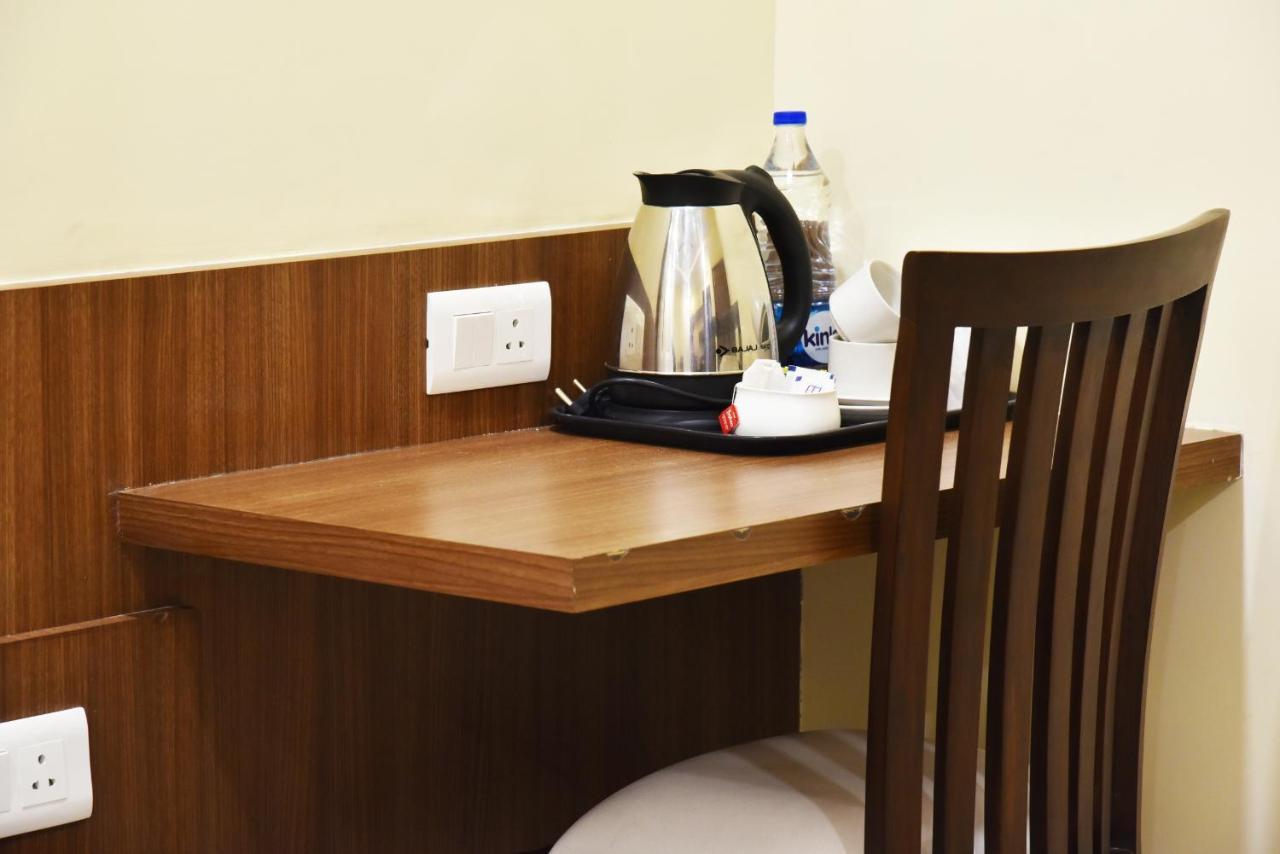 Hotel Amritsar International 2 Min Walk From Amritsar Bus Stand Екстериор снимка