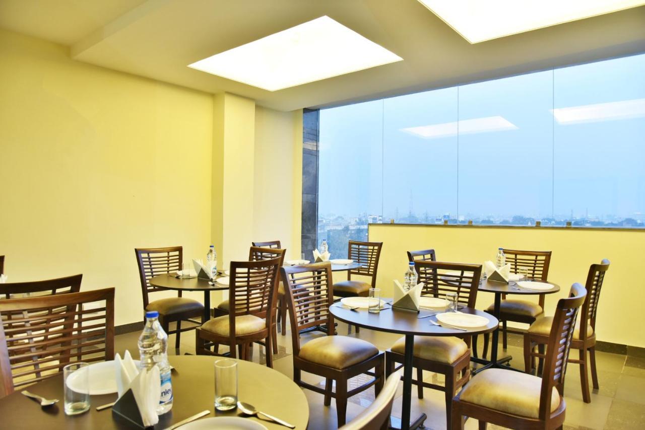 Hotel Amritsar International 2 Min Walk From Amritsar Bus Stand Екстериор снимка