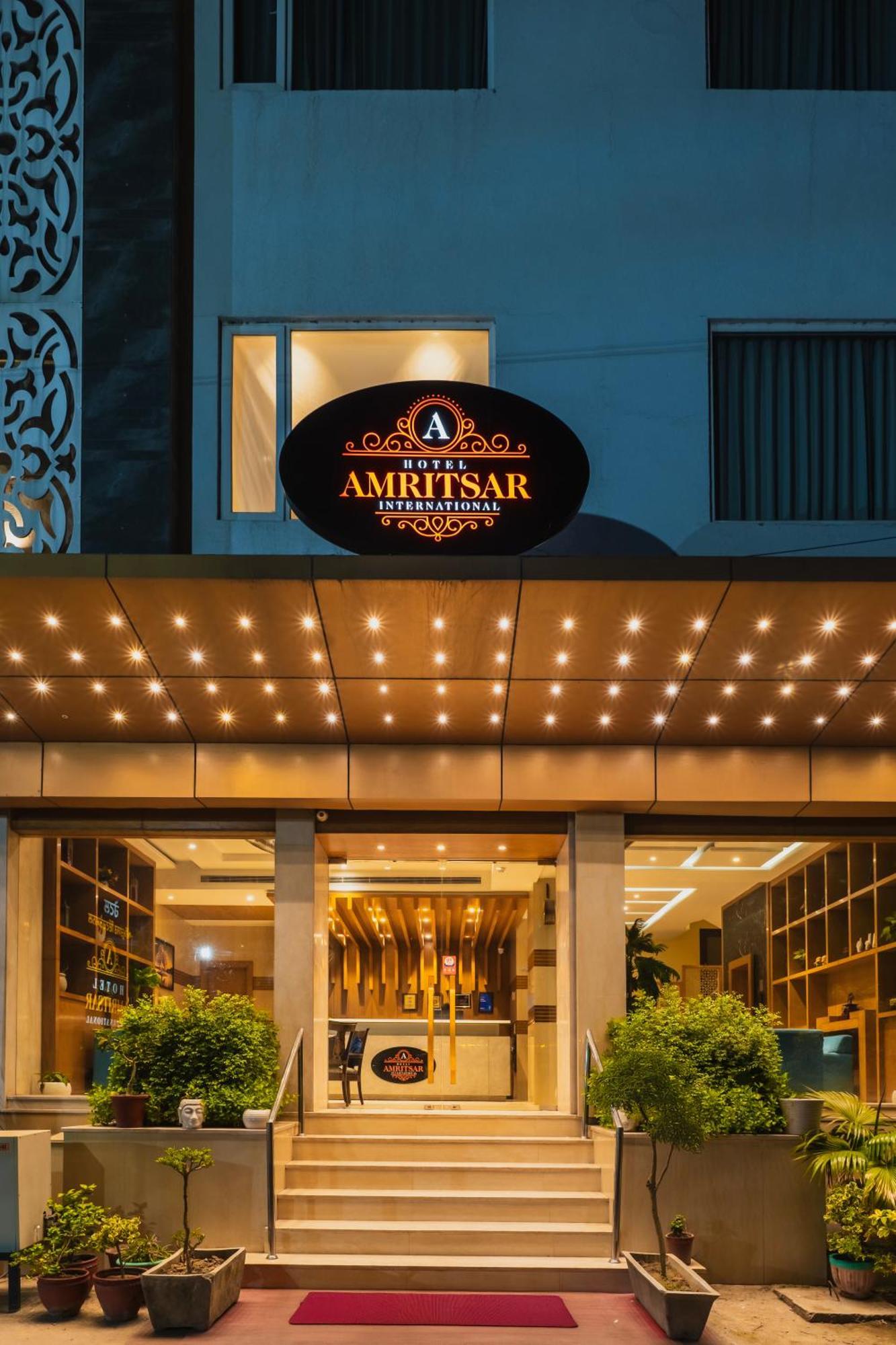 Hotel Amritsar International 2 Min Walk From Amritsar Bus Stand Екстериор снимка
