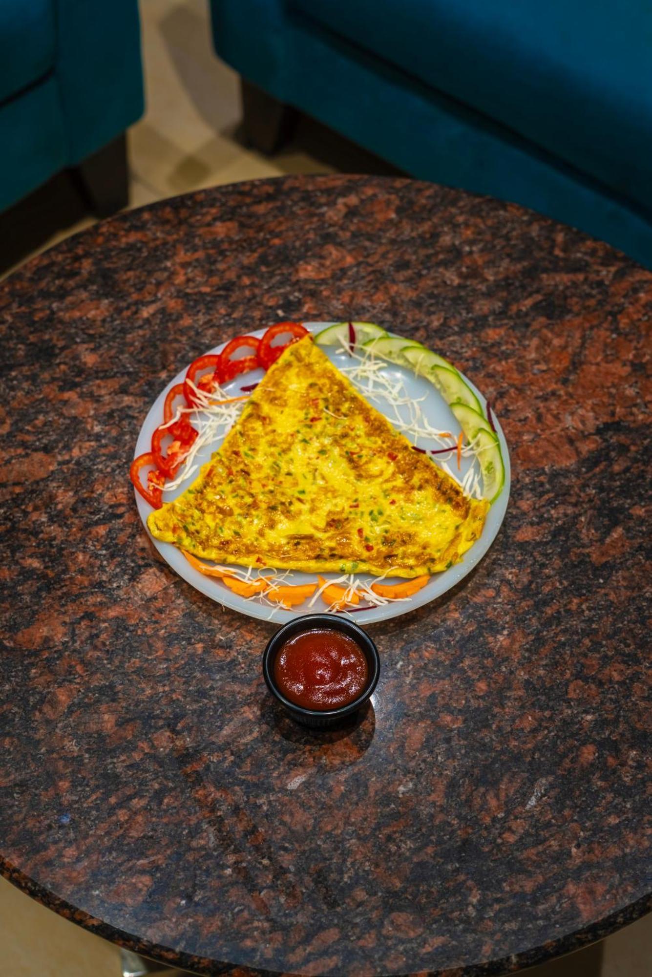 Hotel Amritsar International 2 Min Walk From Amritsar Bus Stand Екстериор снимка